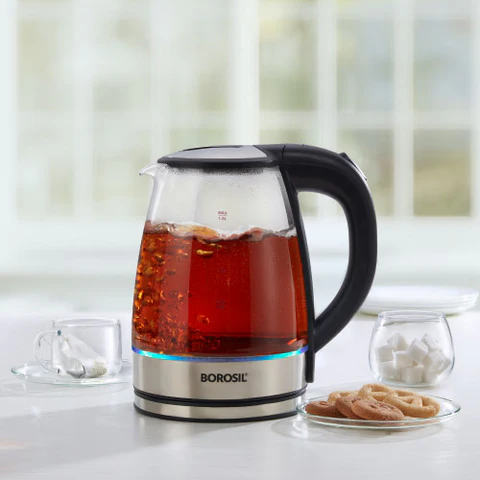 How to Use a Kettle While Traveling: The Ultimate Guide